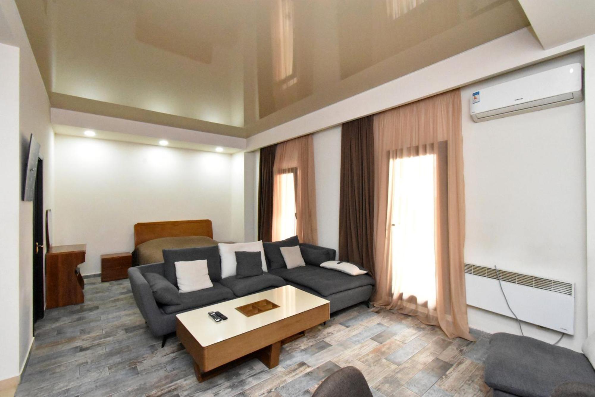 Yars Apartments エレバン エクステリア 写真